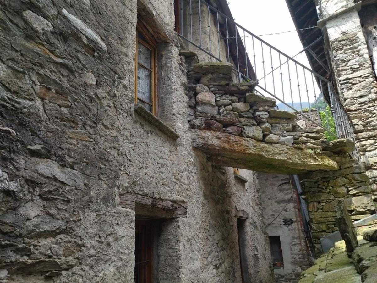 Il Fiume Di Fianco. Appartamento Alta Valsesia Mollia Экстерьер фото