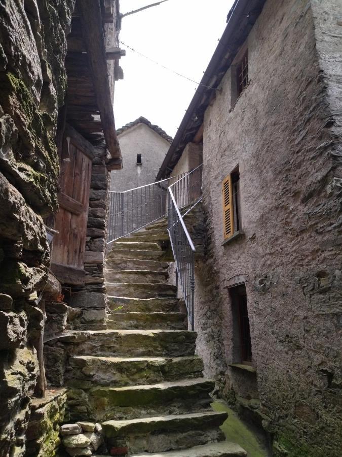 Il Fiume Di Fianco. Appartamento Alta Valsesia Mollia Экстерьер фото